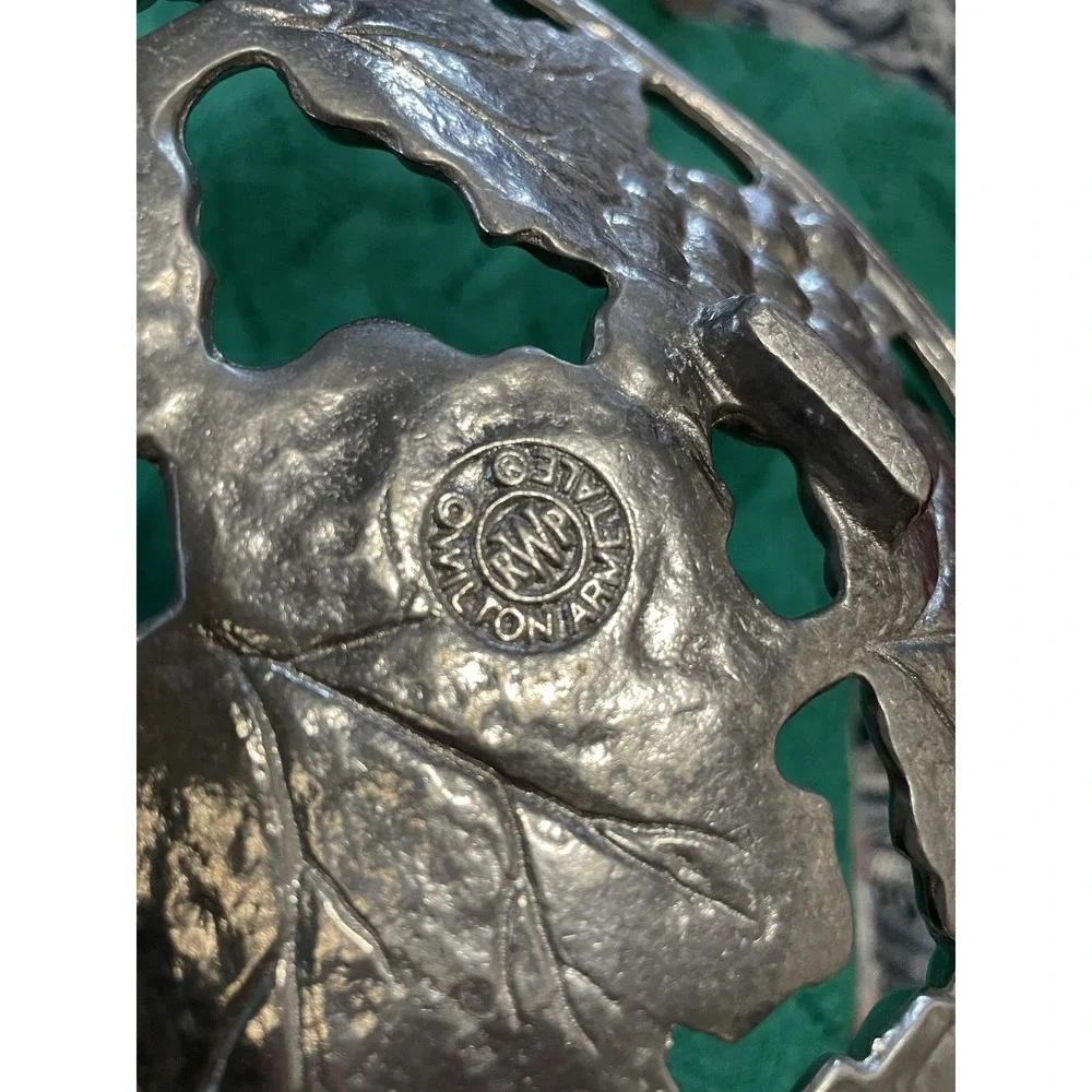 Wilton Silver Color Armetale Bread Fruit Hot Cold Bowl Basket Grape Leaf Pattern